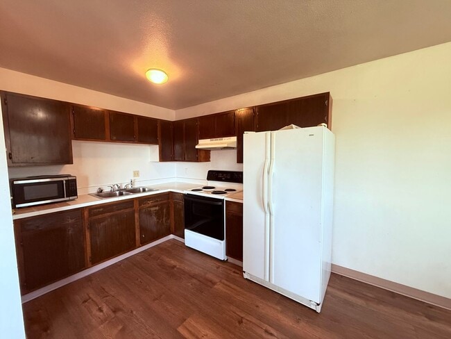 Photo - 1220 Purtov St Unidad 3