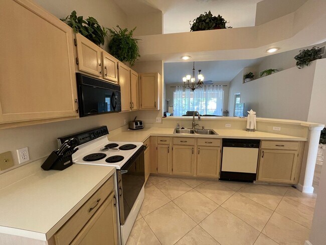 Photo - 440 Wiggins Lake Ct Unidad Seasonal