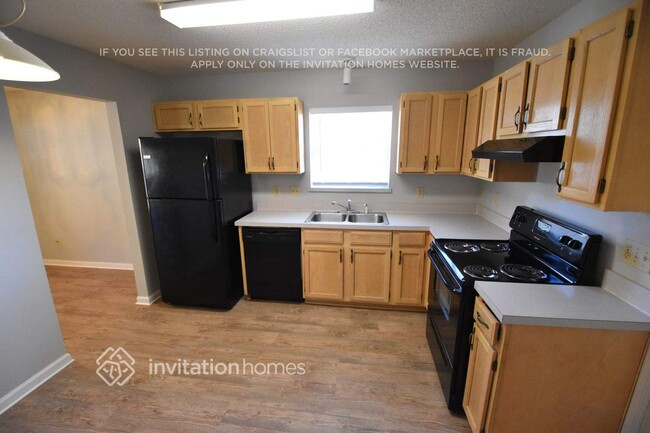 Photo - 11179 Barbizon Cir E