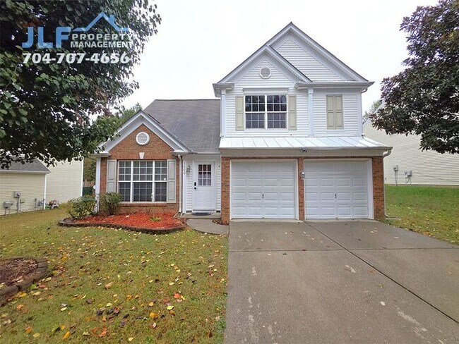 Building Photo - 3 Bedroom/ 2.5 Bath Home in Convenient Cha...