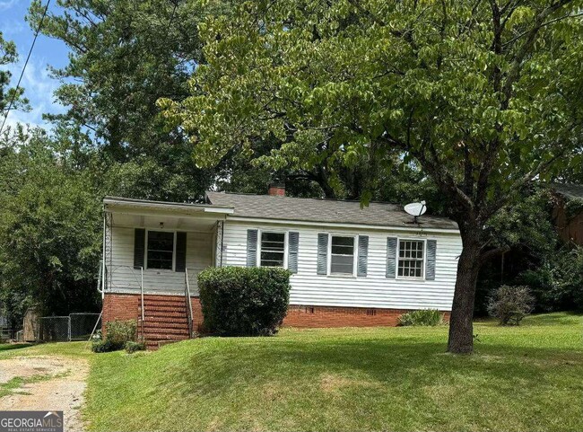 Building Photo - 208 Rutland Cir Rental