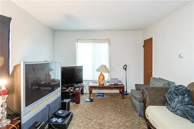 Photo - 1116 W Grand Ave Unit Apartment #1