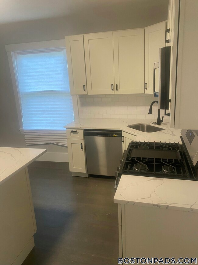 Photo - 118 Marginal St Unidad 3