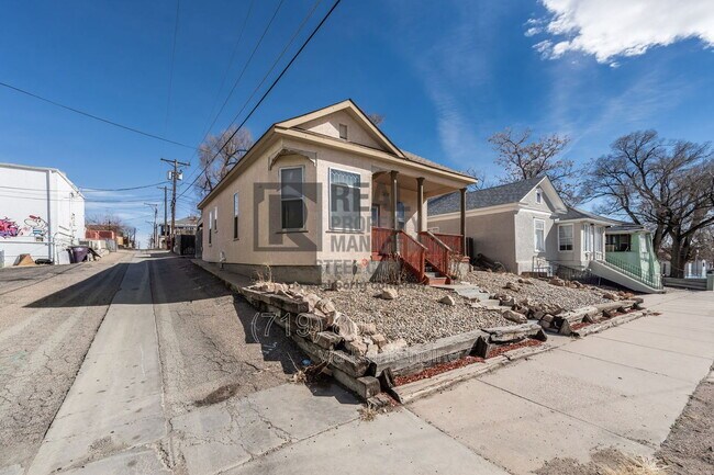 Photo - 1210 N Elizabeth St