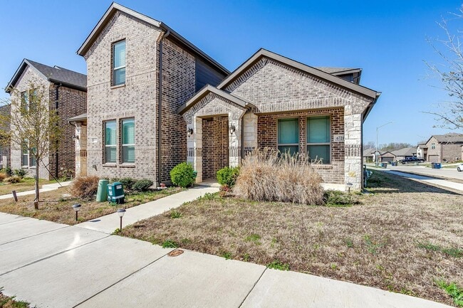 Photo - Amazing Townhome- 3 Bed, 2.5 Bath- Eagle Mountain Saignaw ISD- 76179