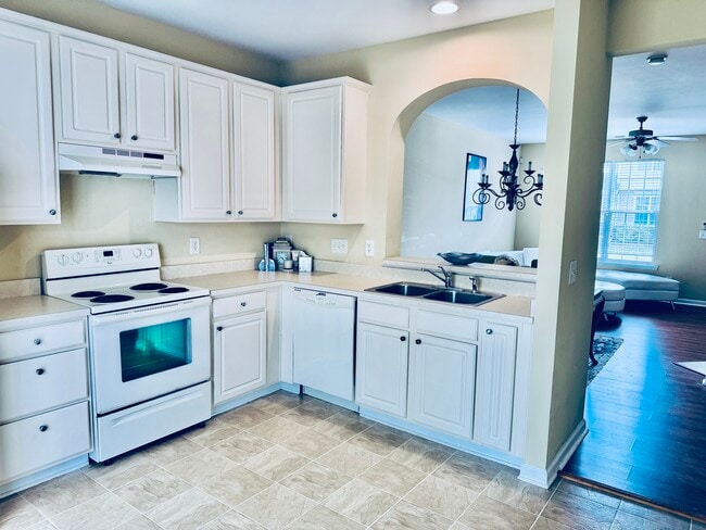 Photo - 4108 Brenmar Ln