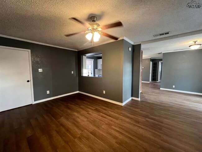 Photo - 5026 Lakefront Dr