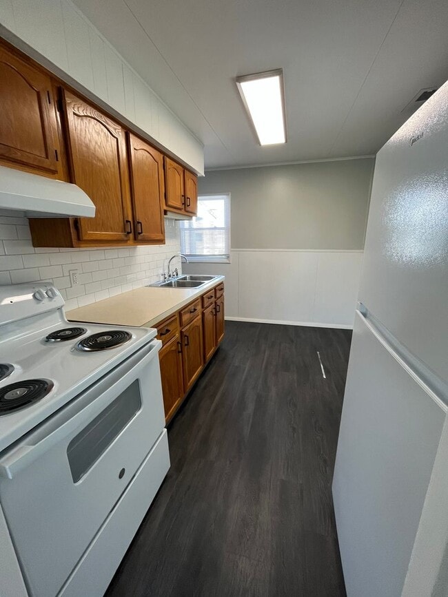 Photo - Three Bedroom, One Bathroom Home In Columbus
