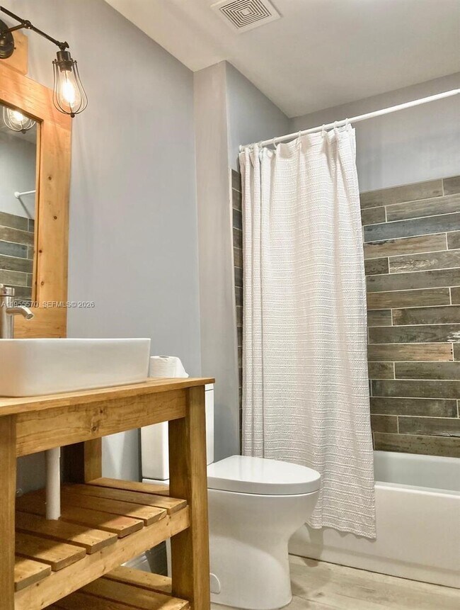 Photo - 4953 SW 32nd Terrace