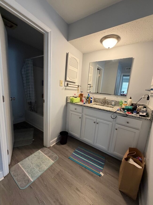 Photo - 2 bedroom 2 bath Updated Condo at Avery Close! ON THE WOLFLINE!