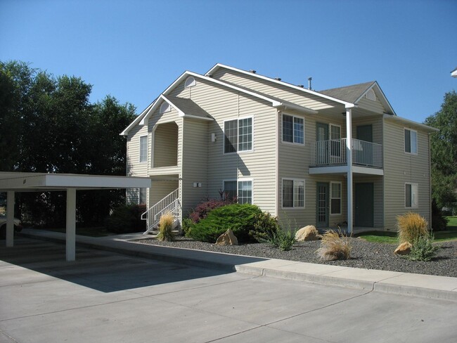 Photo - 2bed, 2bath, 950 Sq.ft. apartment - ground floor - Mountain Home - Lincoln Square Unit D14