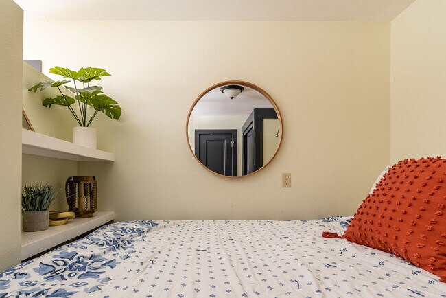 2537 SE Hawthorne Blvd Unit SI ID1611786P