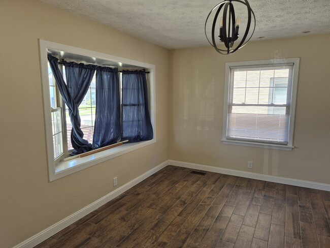 Photo - 2827 S 10th St