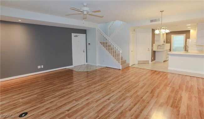 Photo - 5823 Cove Cir Unit 8