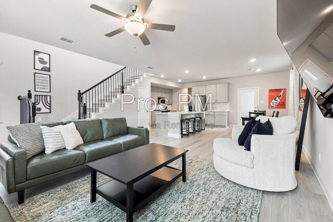 2625 Amistad Ln