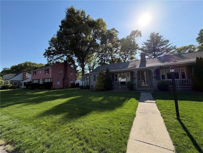 Photo - 135 Park View Ave