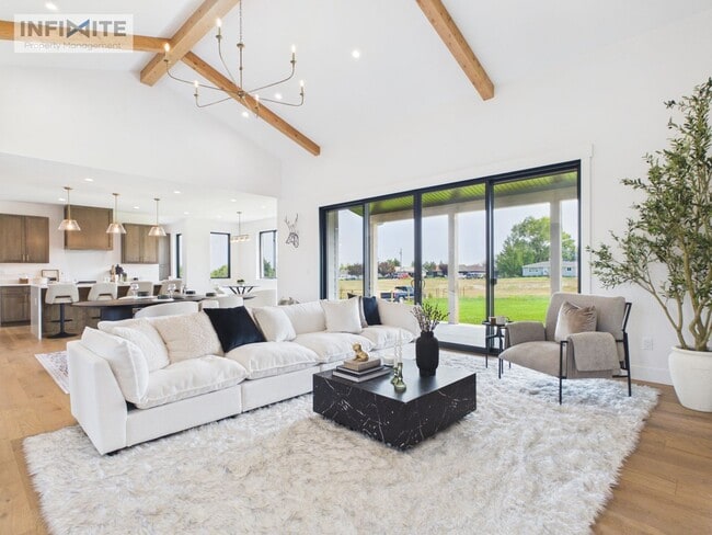 Building Photo - Modern Country Living in the Heart of Churchill
