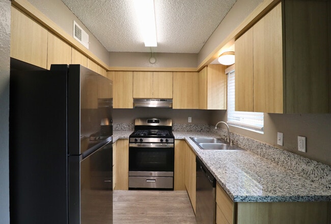 Building Photo - Villas Las Naranjas Rental