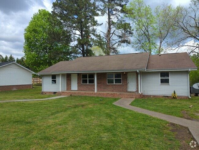 Building Photo - 716 Salem Rd Unit 716 Salem Rd Apt B