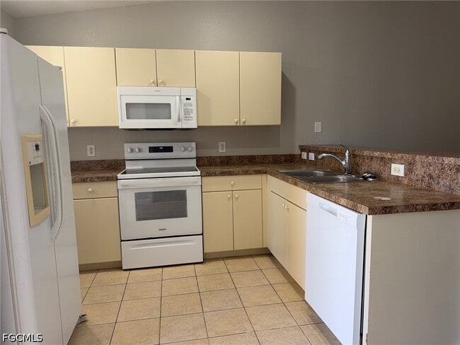 Photo - 4535 26th St SW