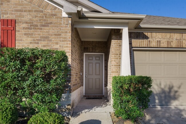 Photo - 8127 Running Brook Ln