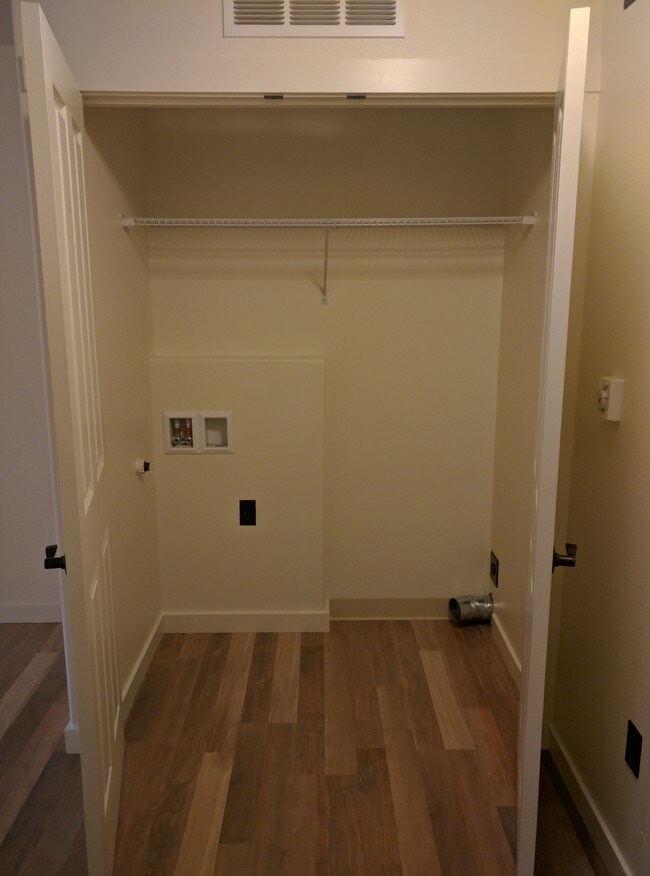 Photo - Willow Crest