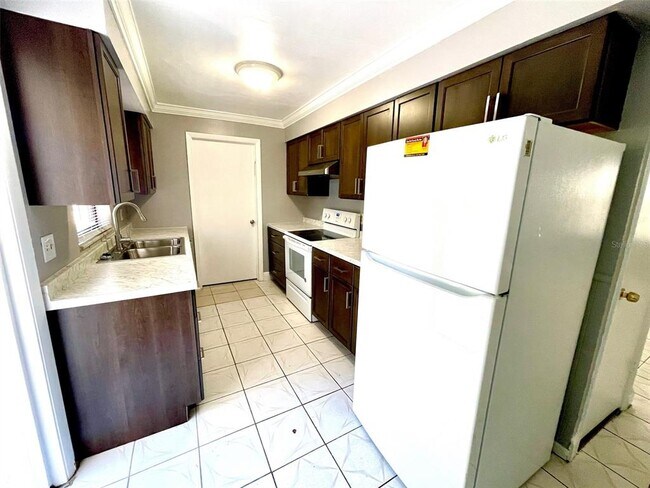 Photo - 3204 Sutton Dr