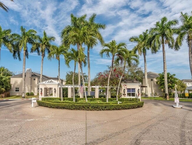 Photo - 6950 SW 55th Terrace E