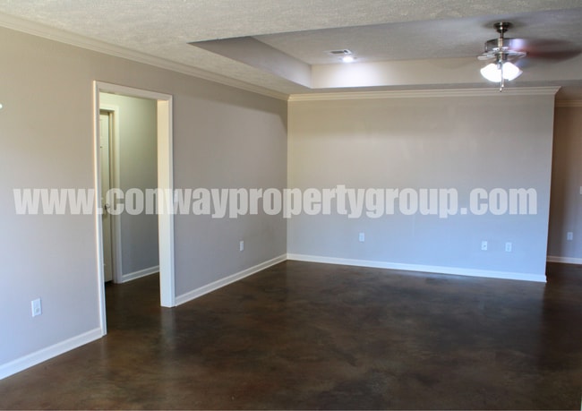 Photo - 27 Weatherwood Dr