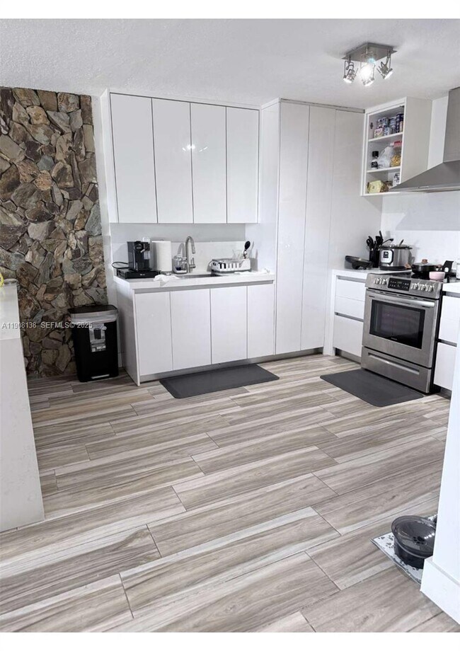 Photo - 6780 W 2nd Ct Unit 416