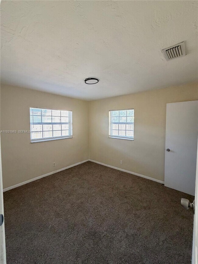 1320 SW 11th Ave Unit A