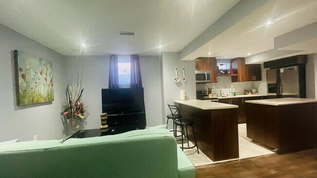 Photo - 53 Pappain Cres