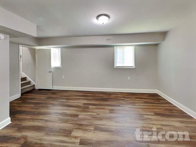 Photo - 6809 Cardigan Ave