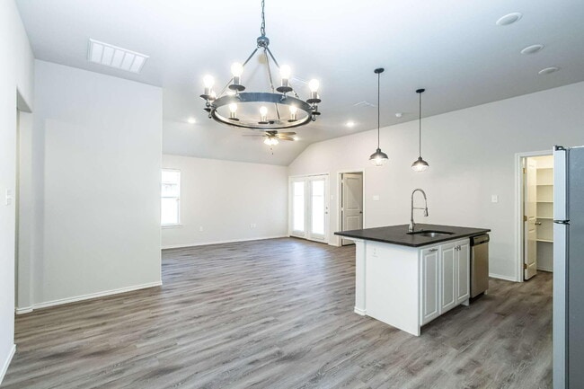 Photo - 12007 Essex Ave