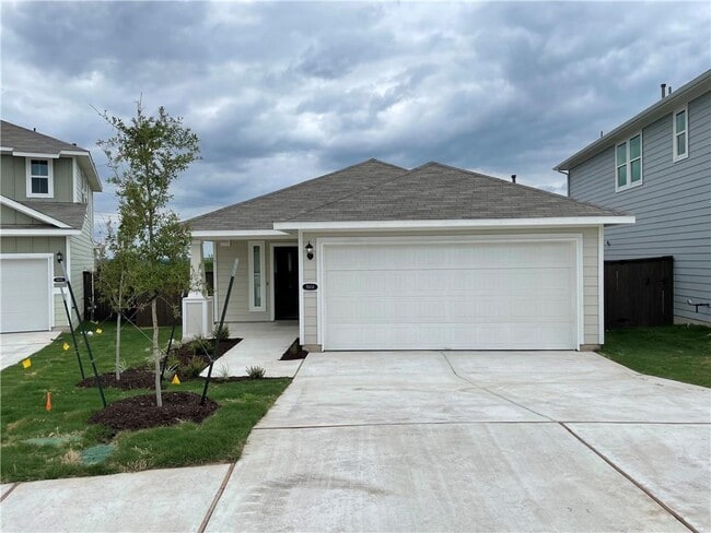 Building Photo - 5604 Respinto Dr