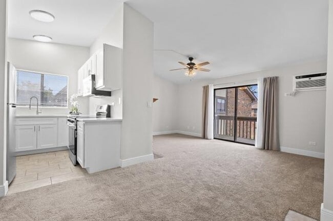 Photo - 423 Berkshire Dr Unit #33