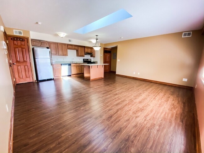 Hallwood Manor Apartments