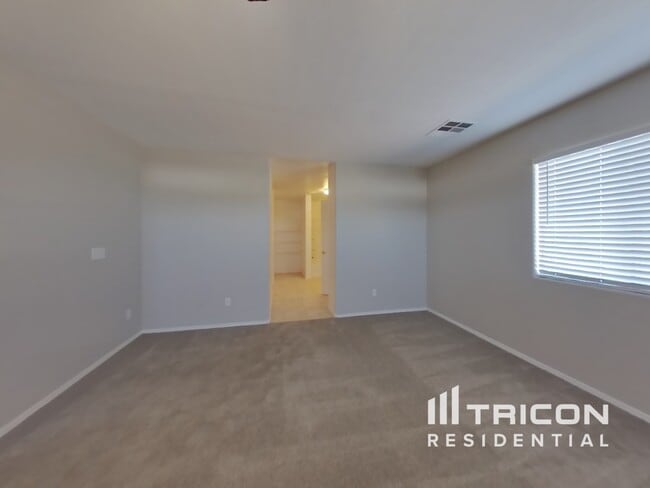 Photo - 5871 E Everhart Ln