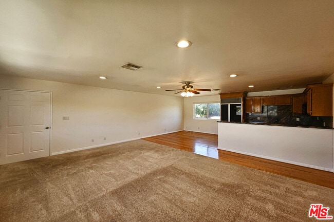 Building Photo - 22040 Wyandotte St