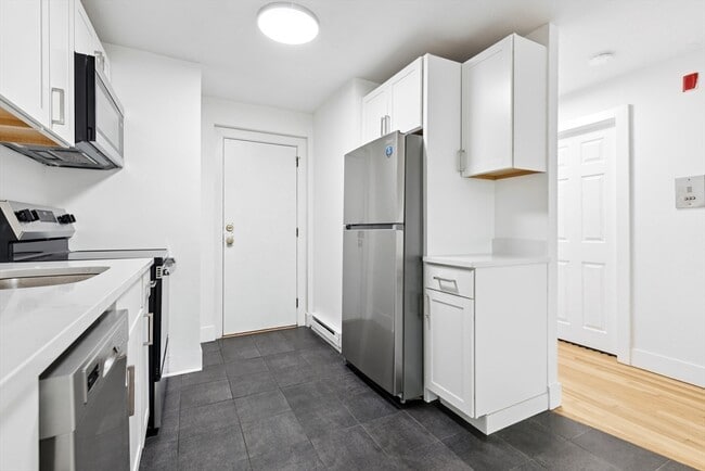 Photo - 303 Broadway Unidad C5