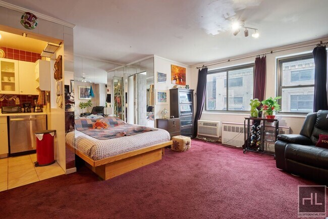 Photo - 85-88 8th Ave Apartment Unit 2S