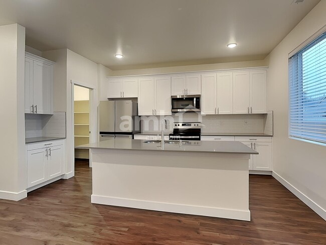 Photo - 7918 Verona Loop