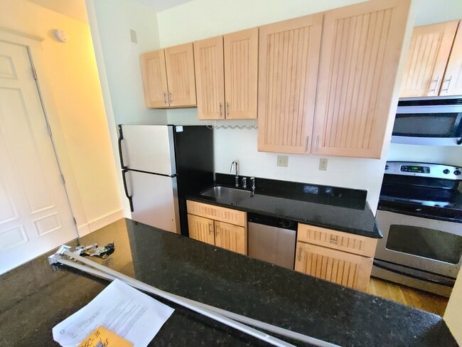 Photo - 191 Commonwealth Ave Unit 1