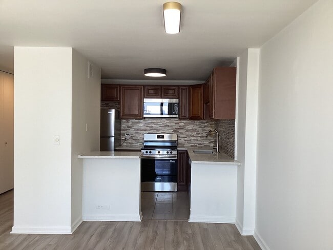 Photo - 5100 N Marine Dr Unidad 14E