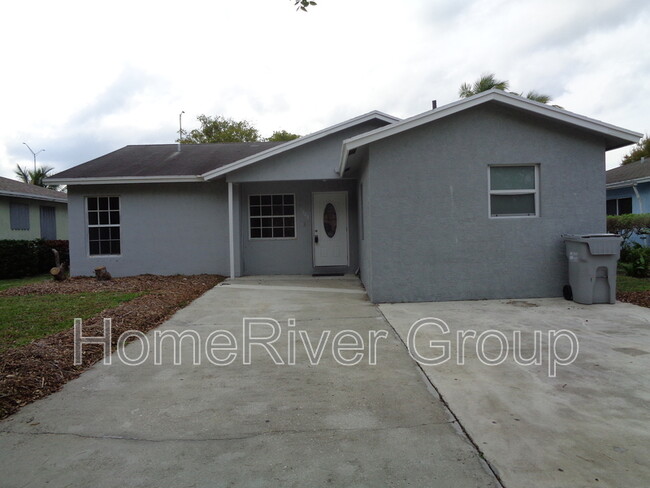 Photo - 1525 NW 7th Ln Casa