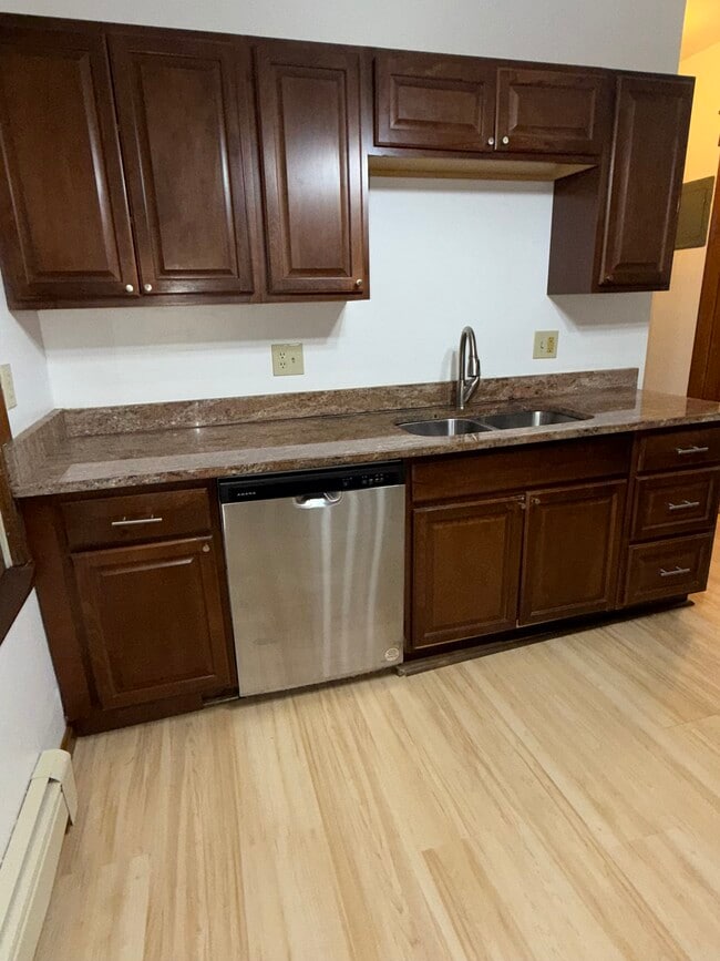 Kitchen - 43 Alpha Rd Unit Alpha Road