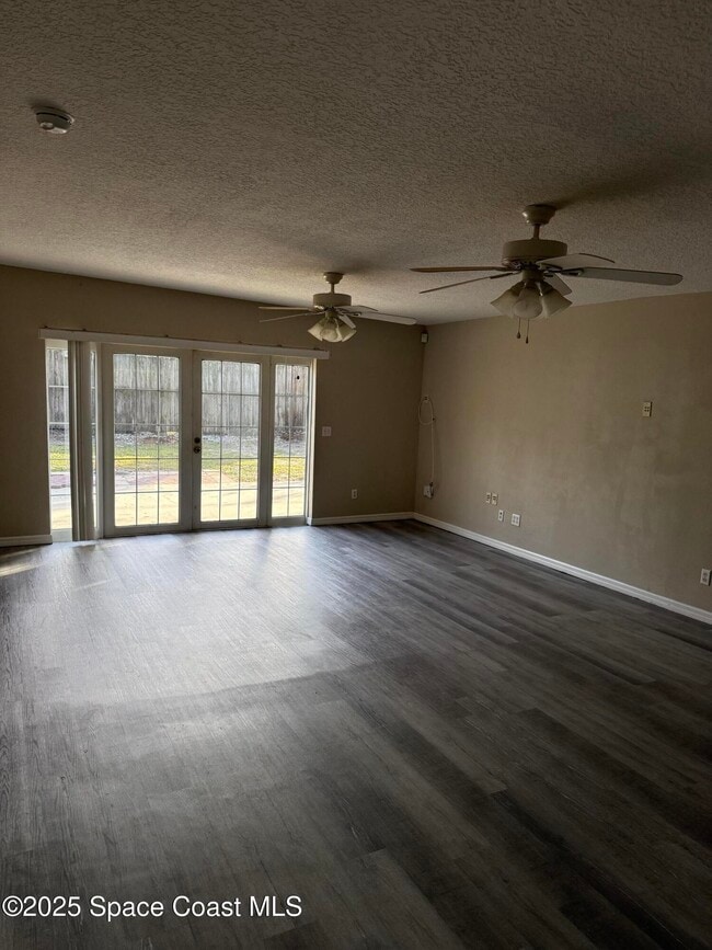 Photo - 895 Delano Rd