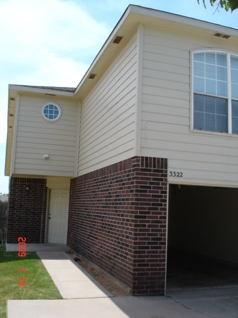 Photo - 3320-3322 Ridgecrest Cir Unit 3322 Ridgecrest Cir - Norman, OK 73072