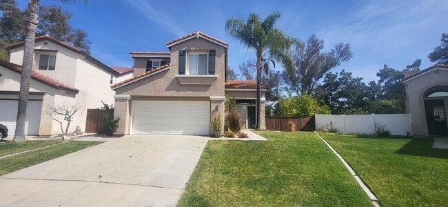 Building Photo - Really Cute 3 BR/ 2.5 BA Home in Beautiful Paseo Del Sol