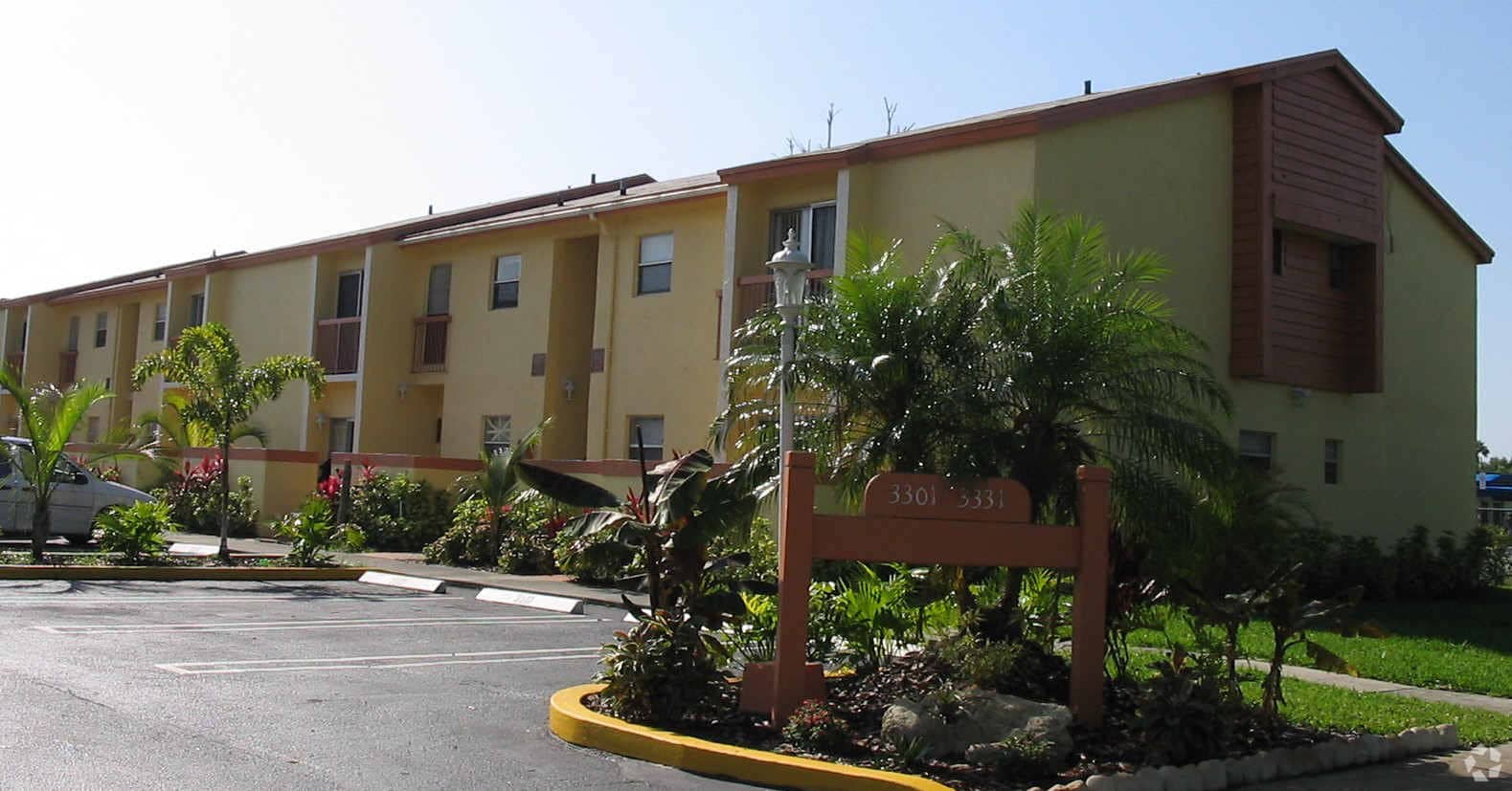 Photo - Mi Casa Apartments